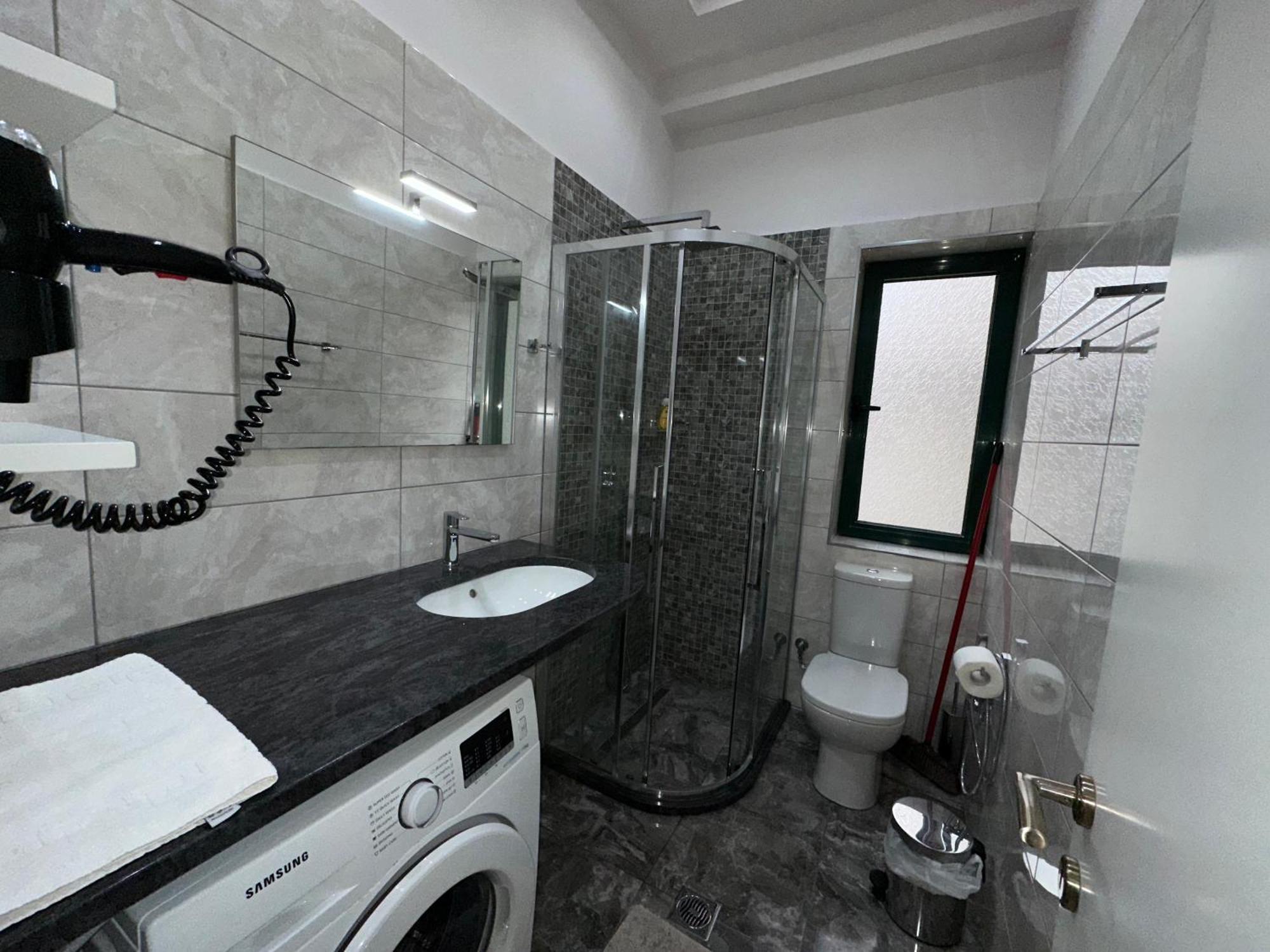 Apartament Galaxy Sarandë エクステリア 写真
