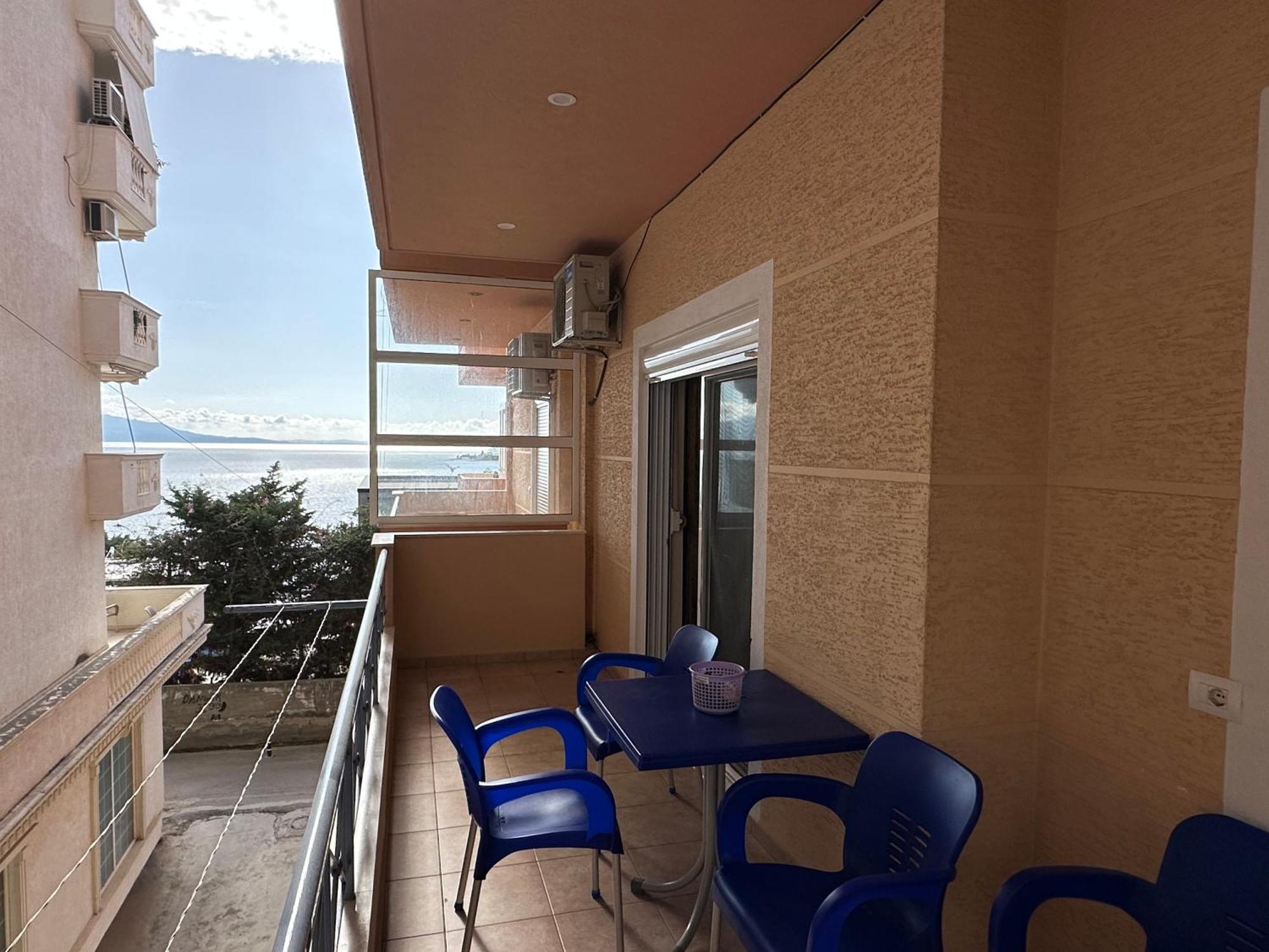 Apartament Galaxy Sarandë エクステリア 写真
