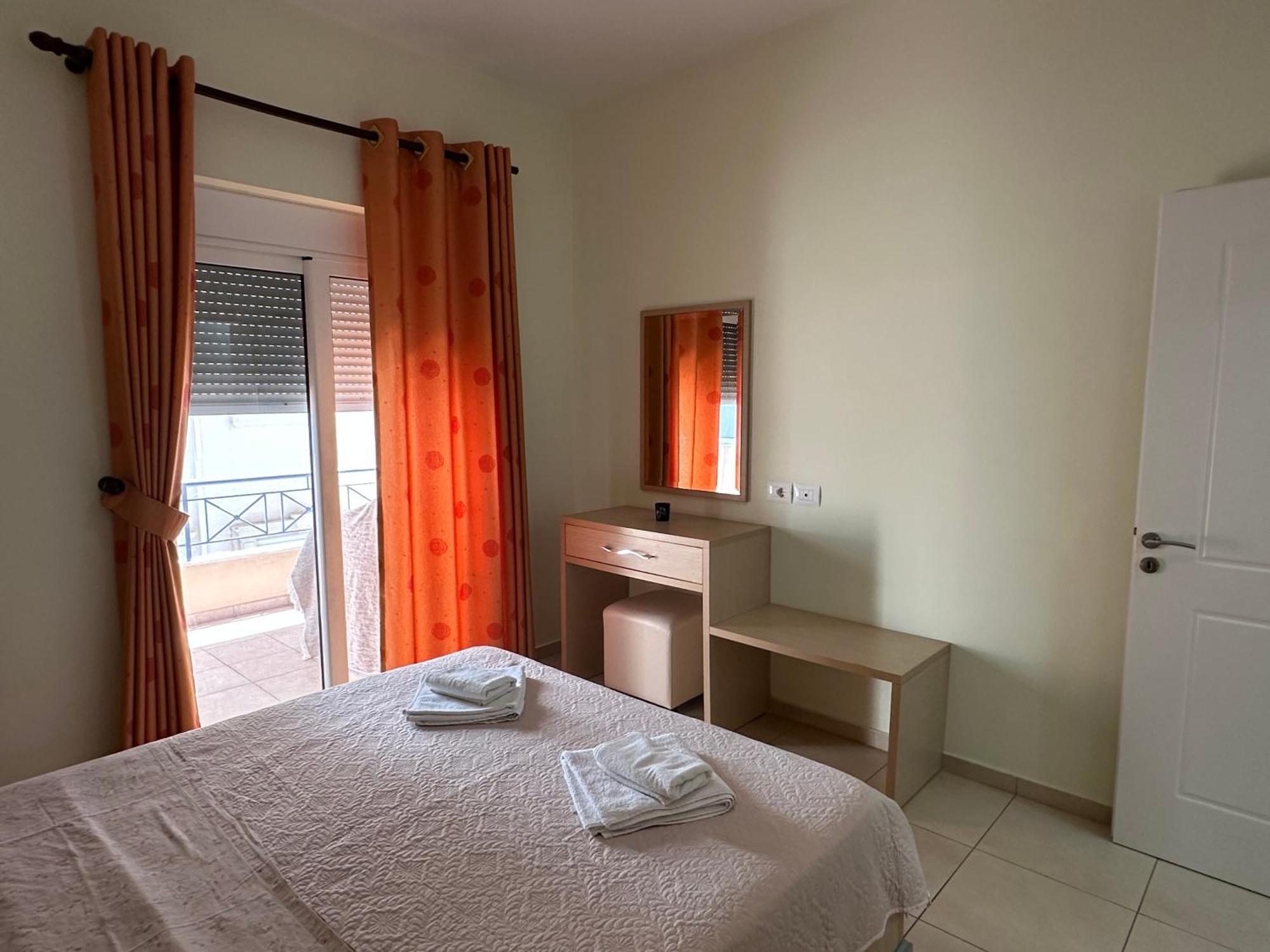 Apartament Galaxy Sarandë エクステリア 写真